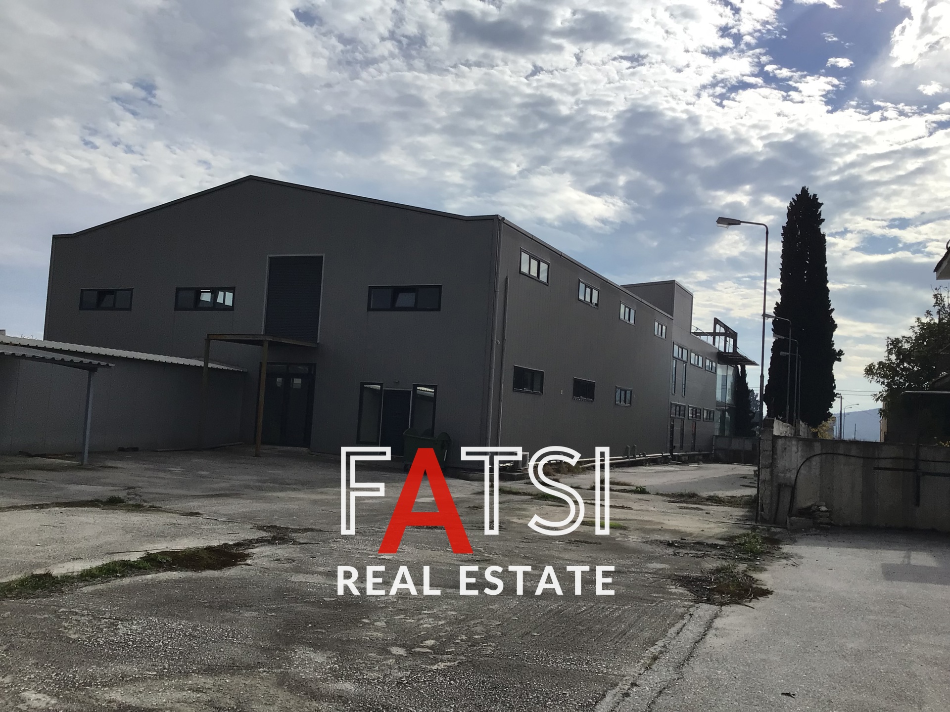 (For Sale) Commercial Building || Magnisia/Volos - 3.400 Sq.m, 2.500.000€