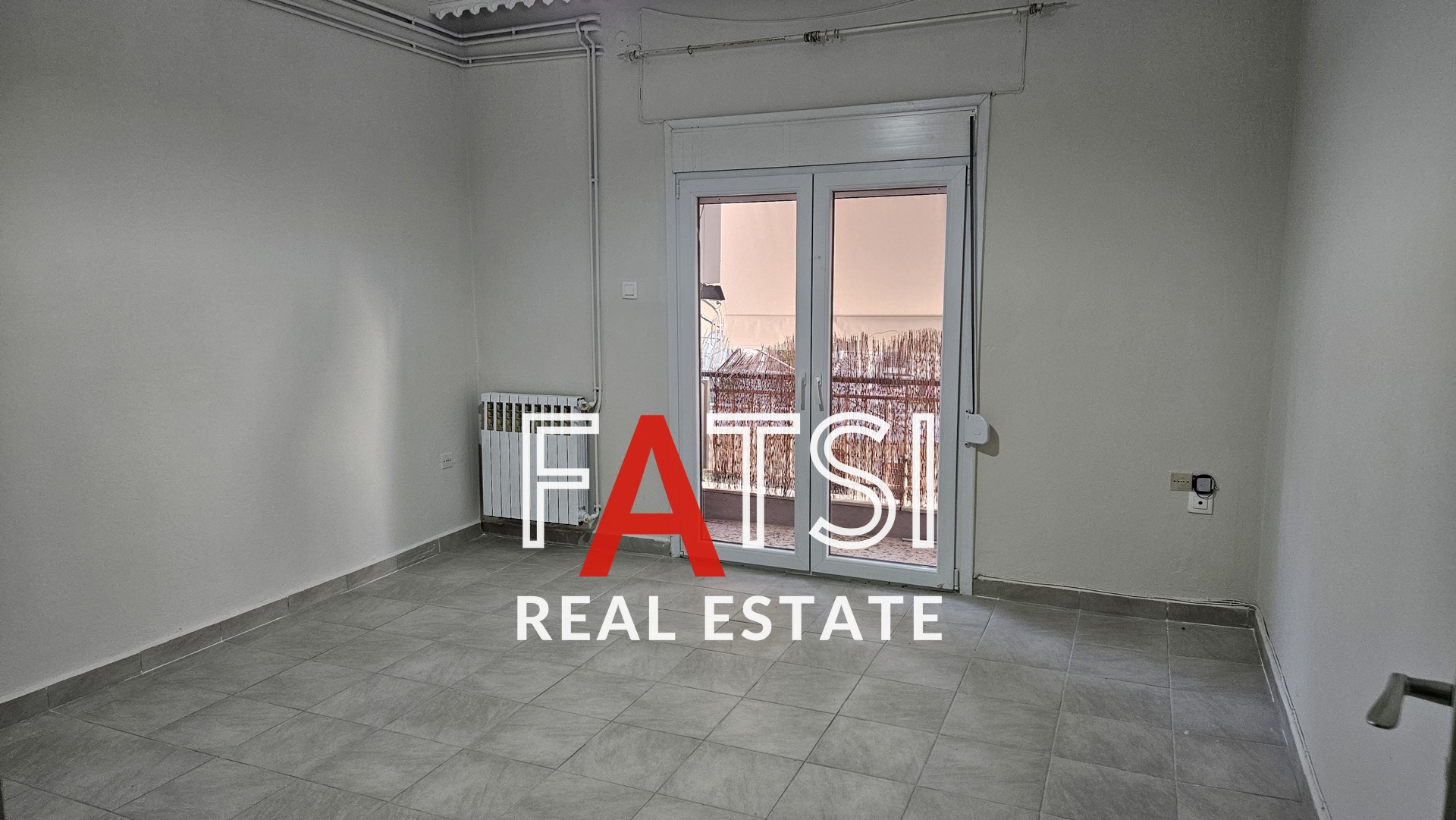 2371376 - Apartment For rent, Volos, 60 sq.m., €400
